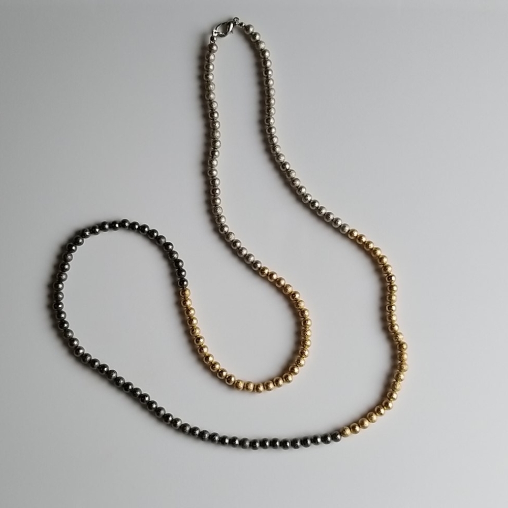 Beaded necklace